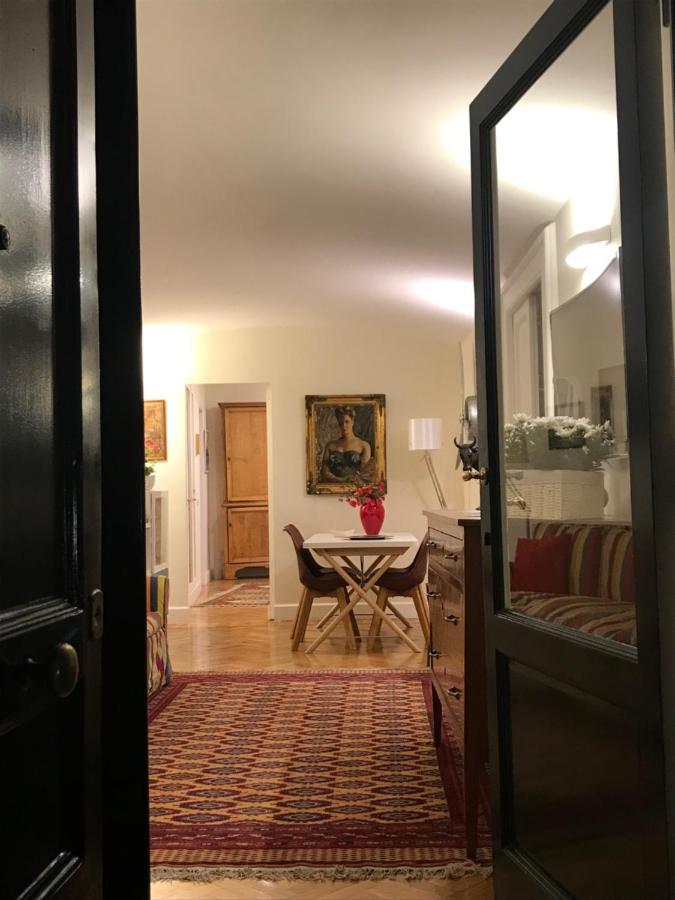 Baru In Chiaia Alojamento de Acomodação e Pequeno-almoço